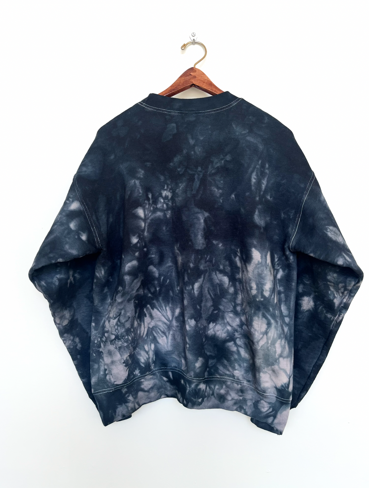 Black Tie Dye Sweatshirt
